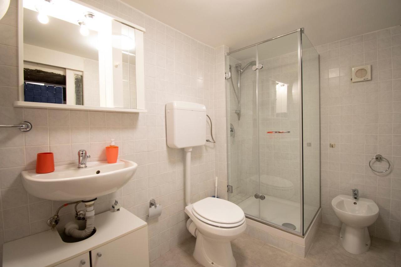 Tom Apartments Napoli Eksteriør bilde