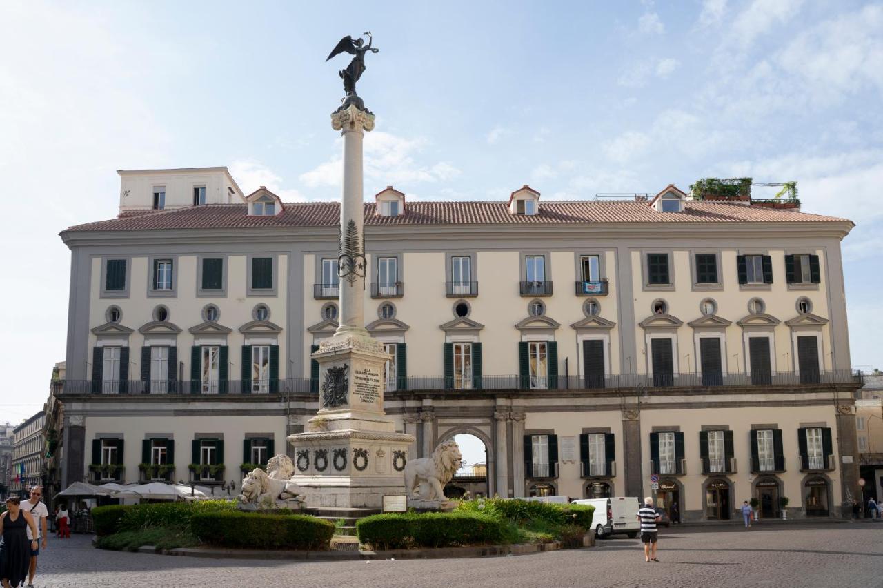 Tom Apartments Napoli Eksteriør bilde